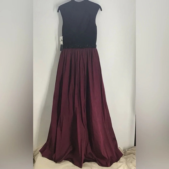 Aidan Mattox Embillished Jersey Taffeta Ballgown Holiday Party NWT Size 6 - Picture 5 of 16